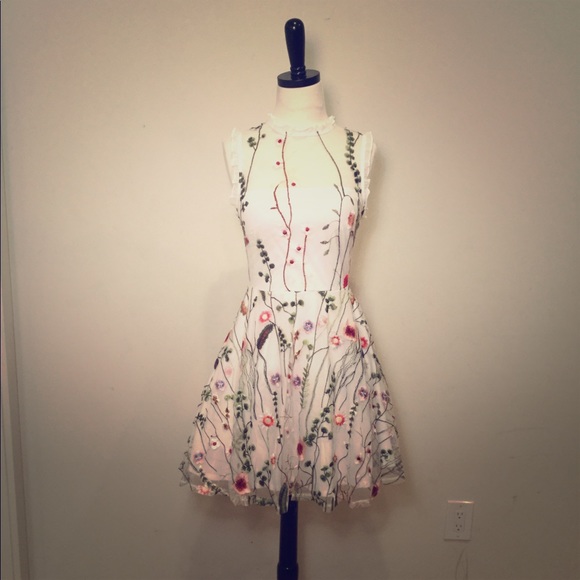 Macy's Dresses & Skirts - Embroidered Floral Dress